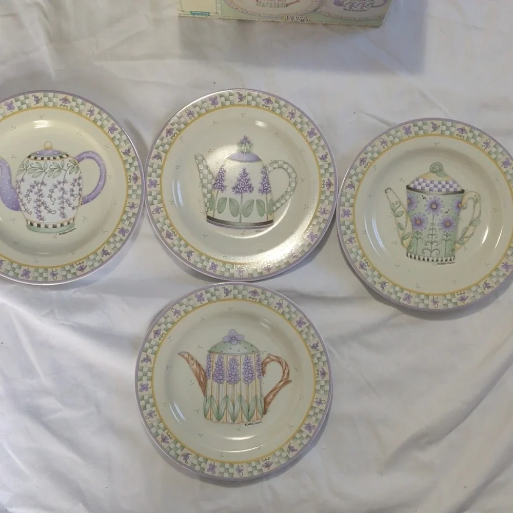 Sakura Debbie Mumm Lavender Tea Garden 4pc Stoneware Salad/Dessert Plates
